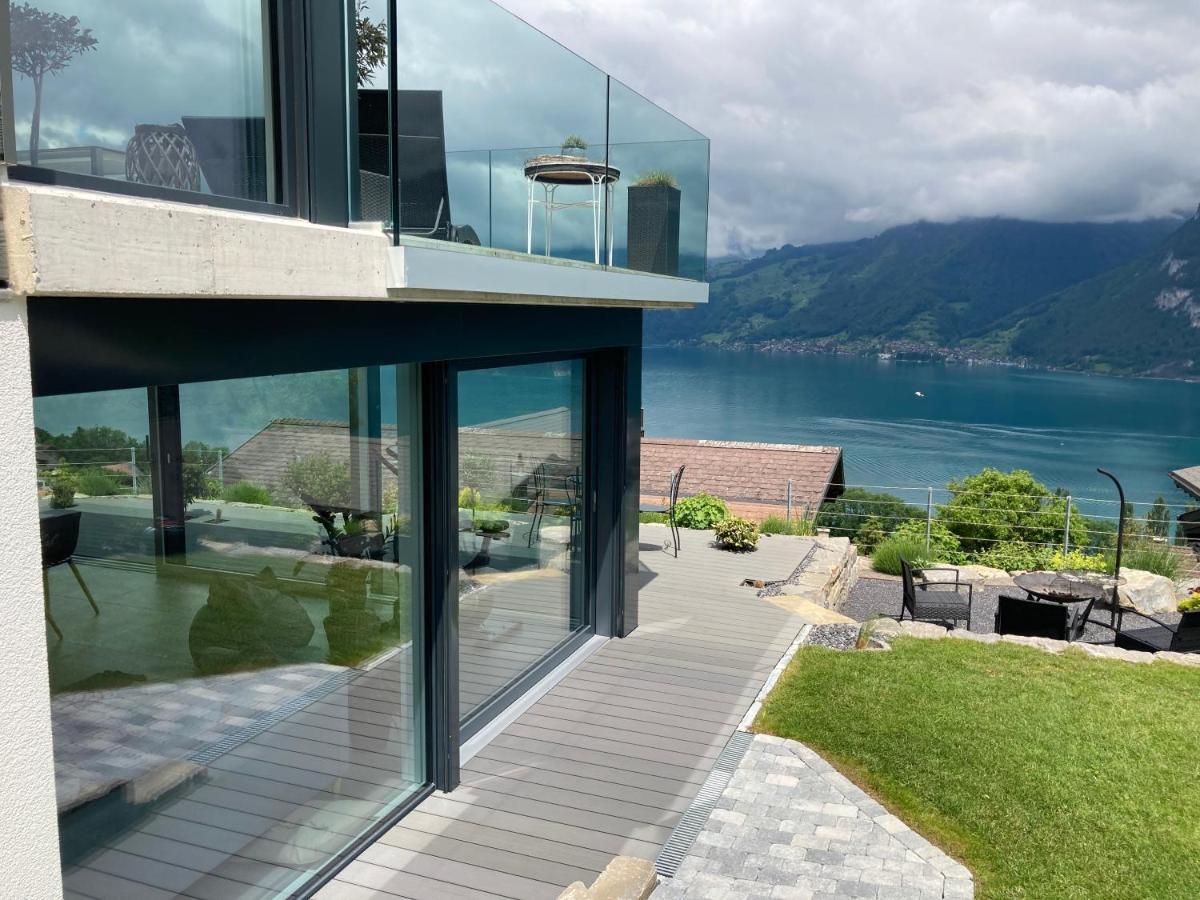Moderne Unterkunft mit Panoramablick auf Thunersee Krattigen Exterior foto