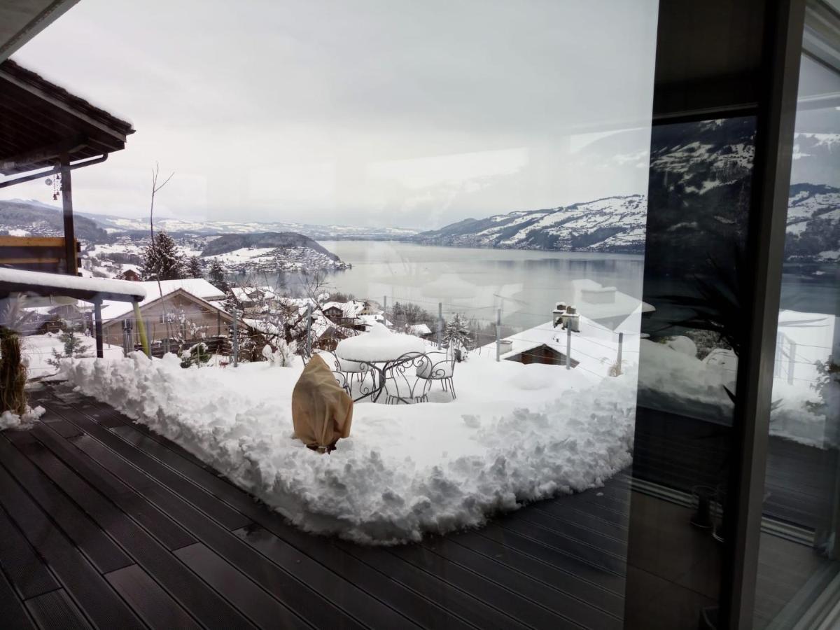 Ferienwohnung Moderne Unterkunft mit Panoramablick auf Thunersee Krattigen Exterior foto